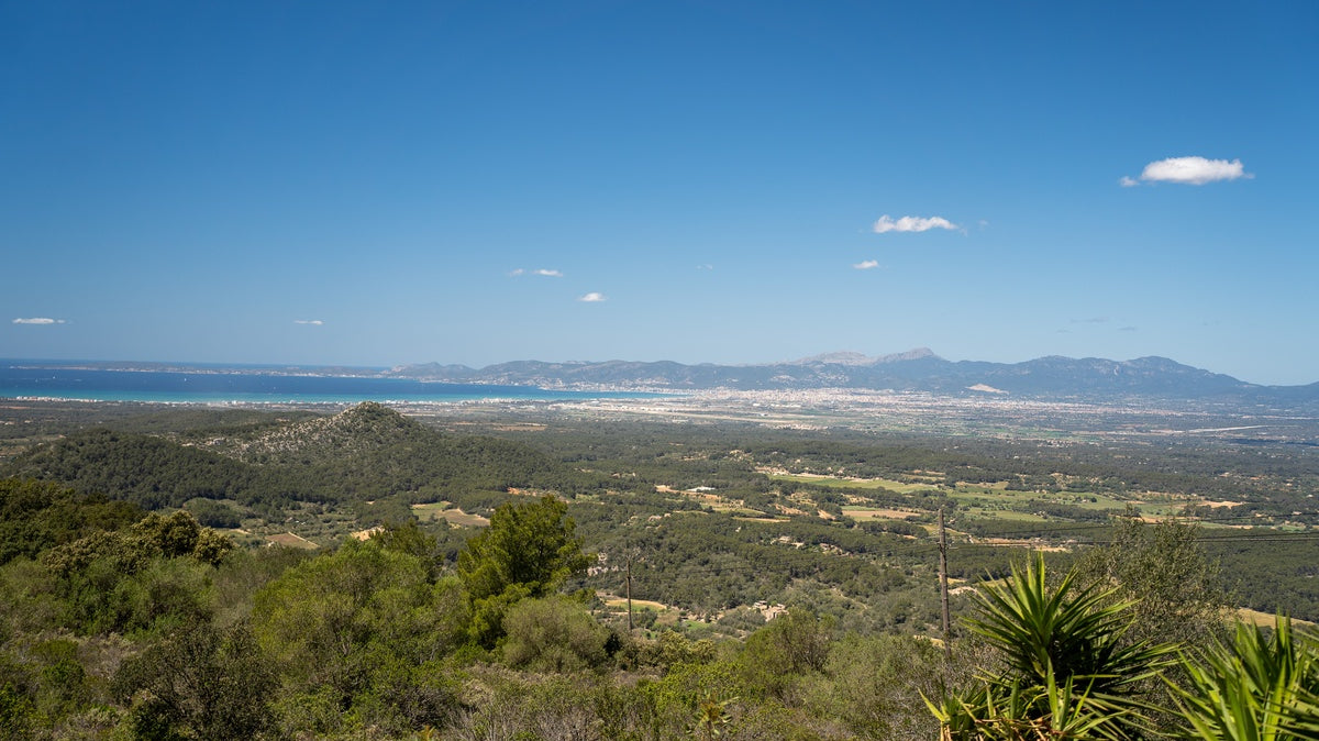 The Difference Between a Cycling Tour and a Cycling Vacation