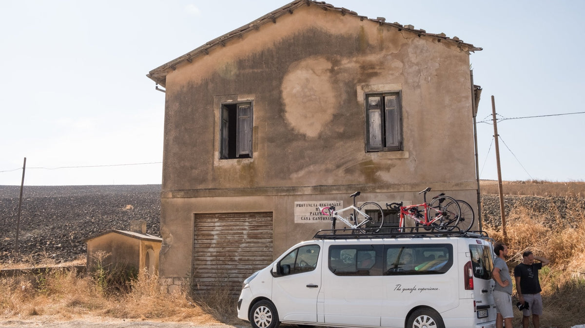 Generic cycling