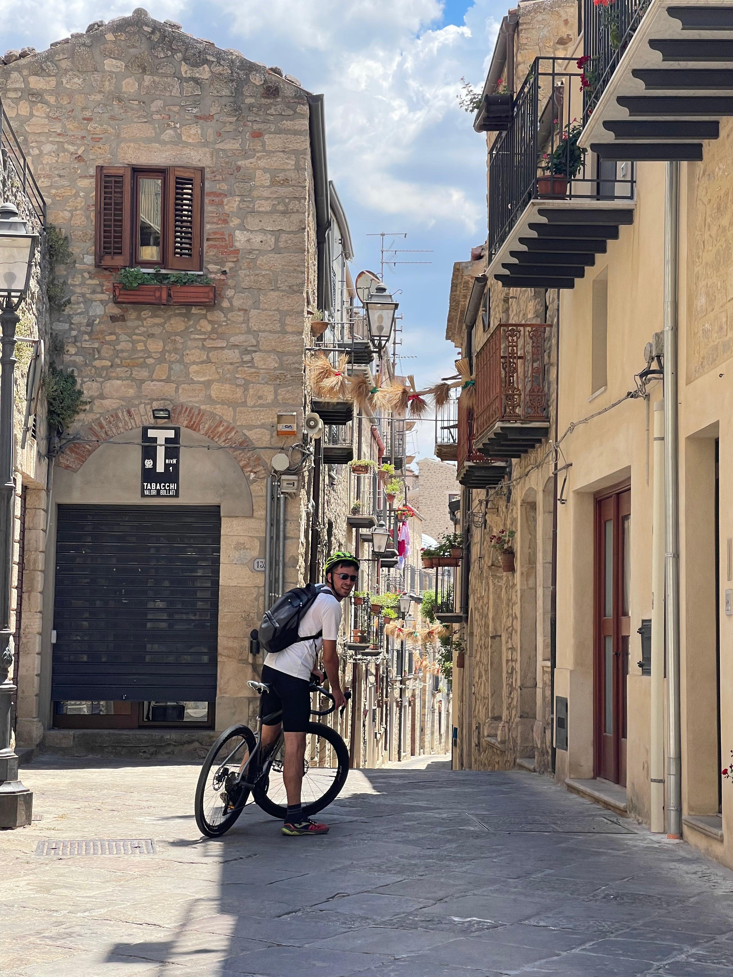 Gravel cycling trail North Sicily eco-corridor wildflowers — Qunafa guided tour Italy