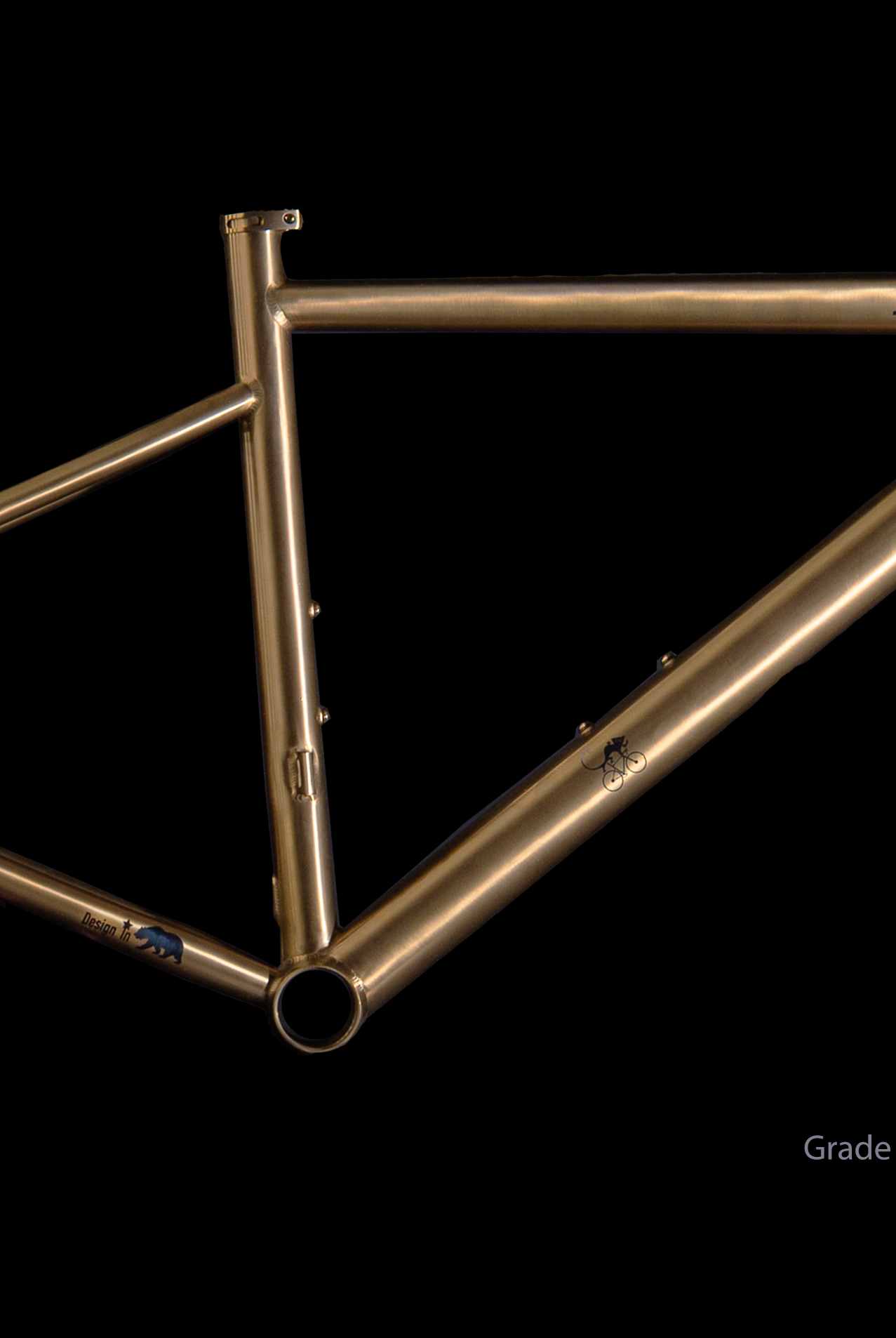 Qunafa Shahrazad Palermo Edition — gold and black colorway