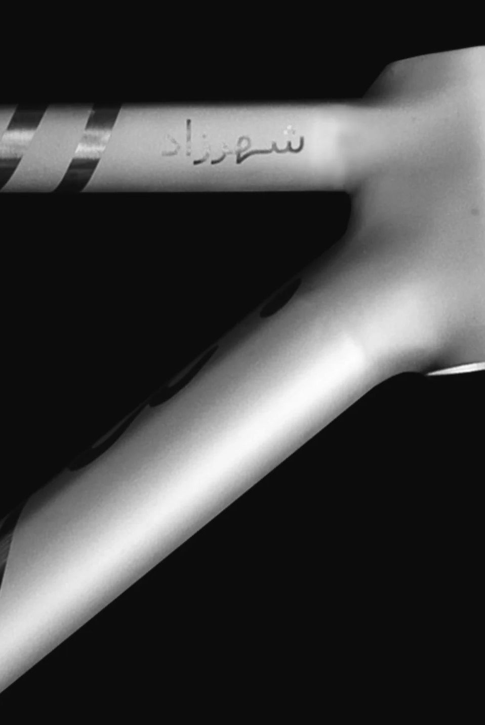 Qunafa Shahrazad titanium head tube — close-up render