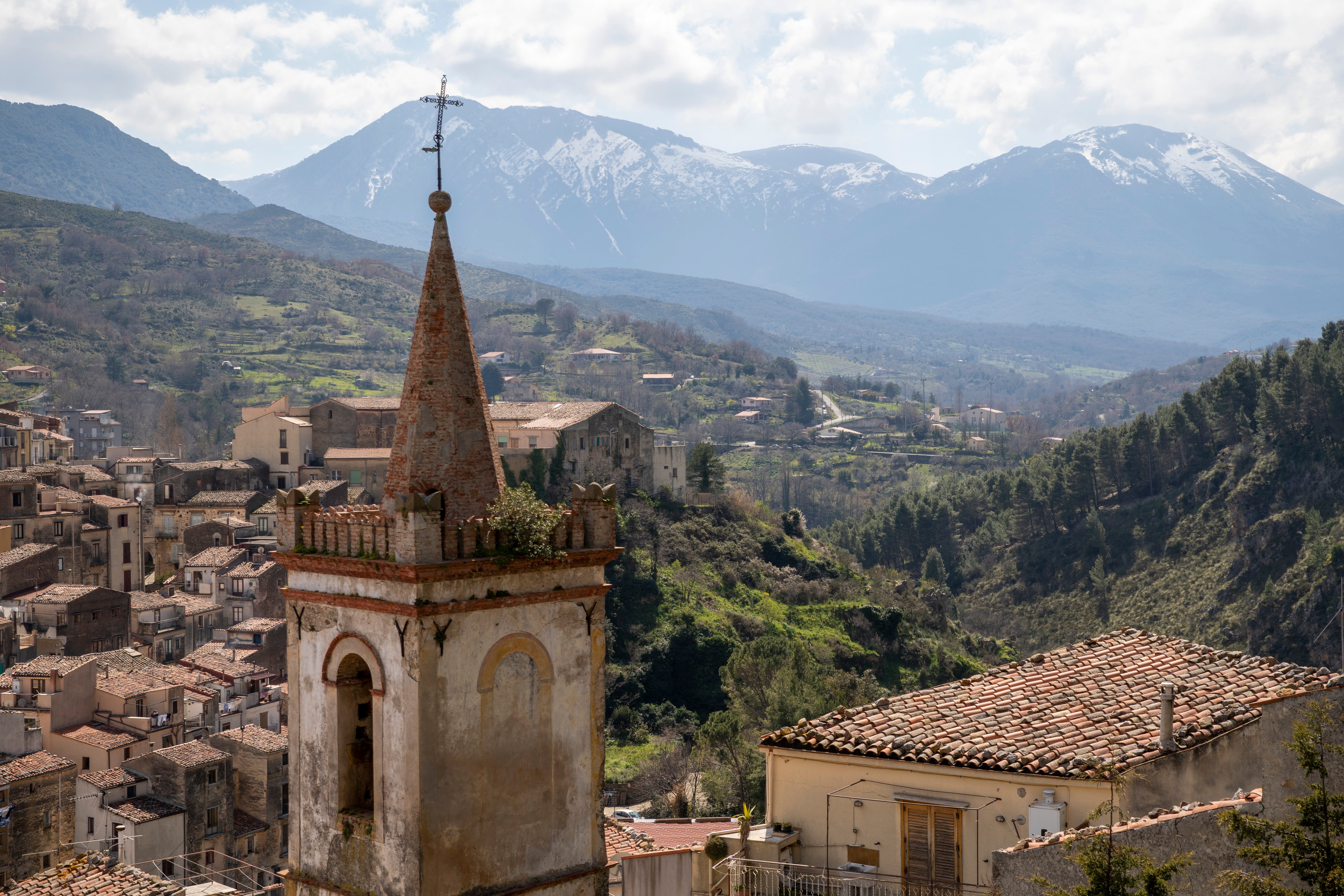 Mt Etna Cycling: The East Sicily Volcano Climb Explained